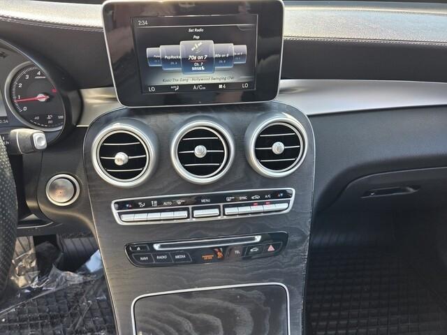 Mercedes-Benz GLC-Class  2016