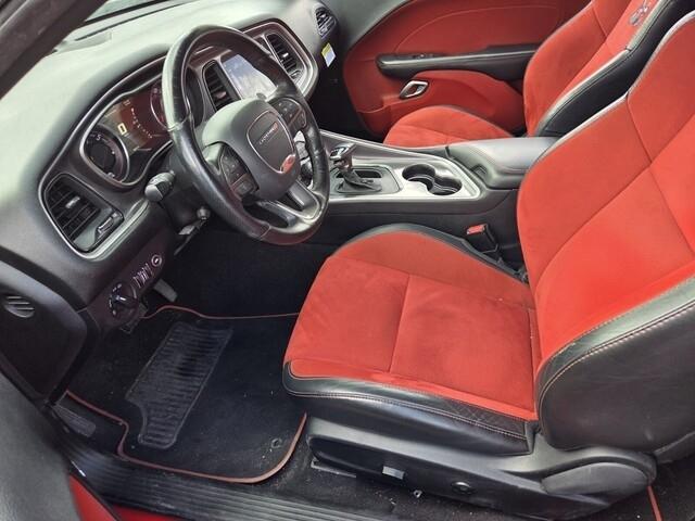 Dodge Challenger  2019