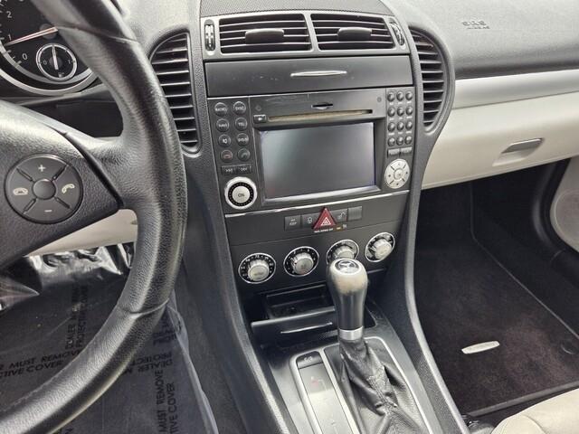 Mercedes-Benz SLK  2009