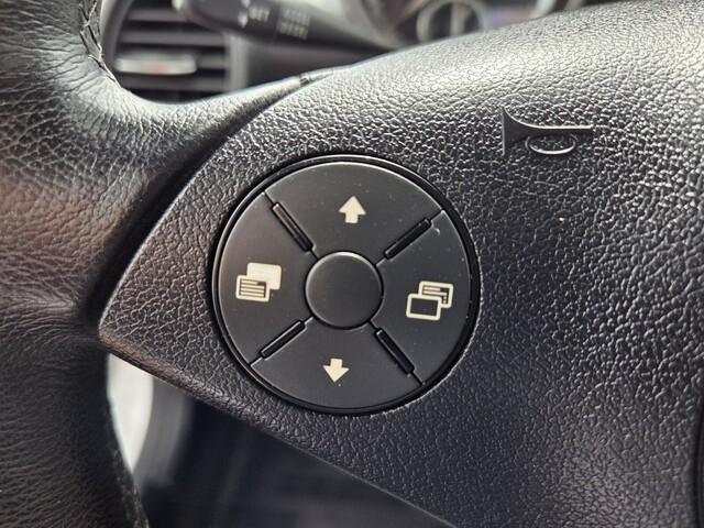 Mercedes-Benz SLK  2009