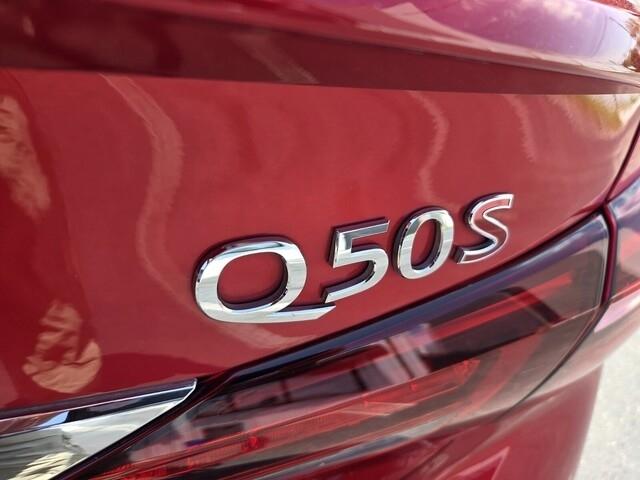 Infiniti Q50 Red Sport 400 2018