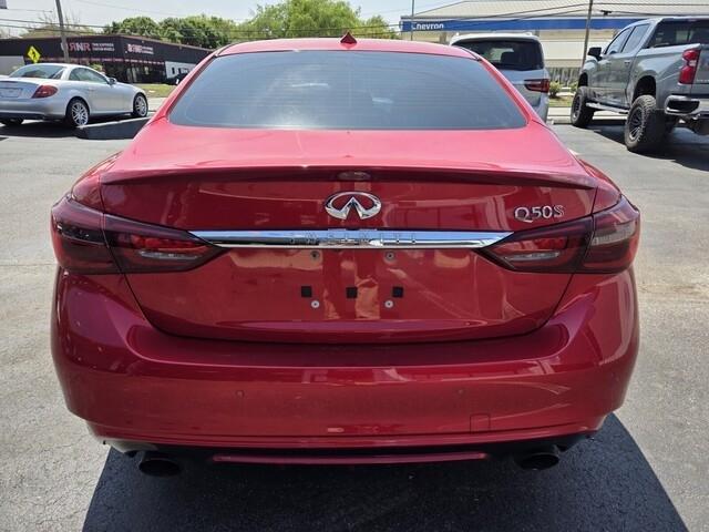 Infiniti Q50  2018