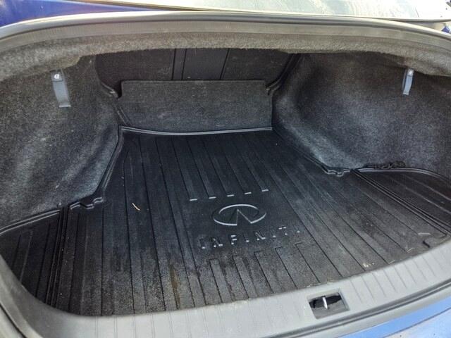 Infiniti Q50 Red Sport 400 2018