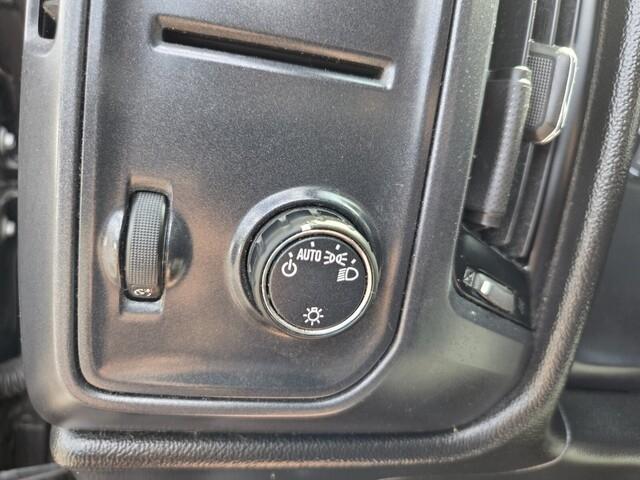 Chevrolet Silverado 1500  2018