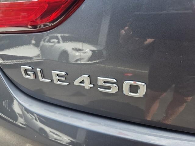 Mercedes-Benz GLE-Class  2016