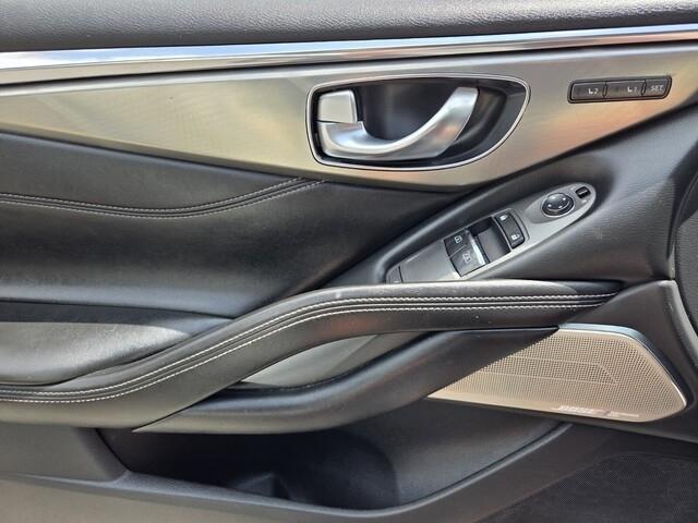 Infiniti Q60  2018
