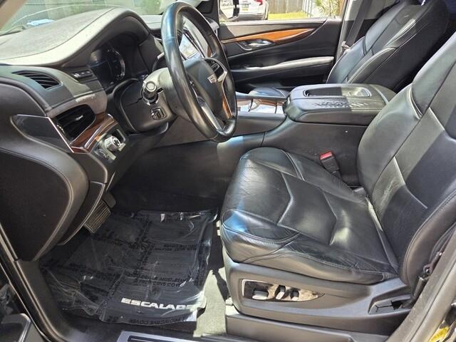 Cadillac Escalade  2017