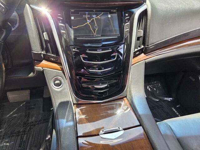 Cadillac Escalade  2017