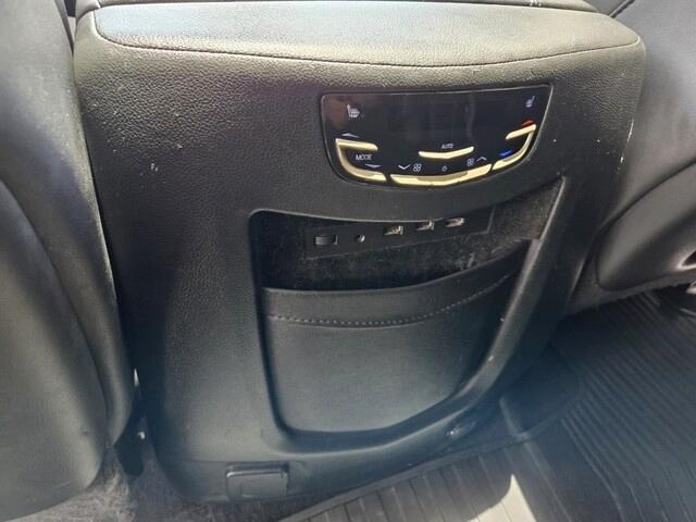 Cadillac Escalade  2017