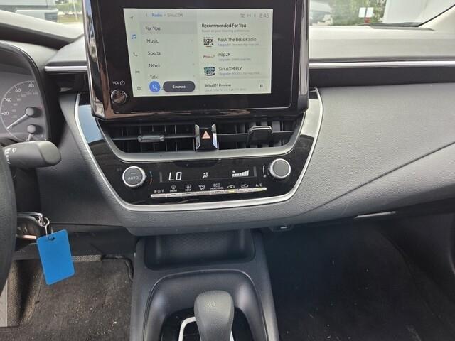 Toyota Corolla LE 2024