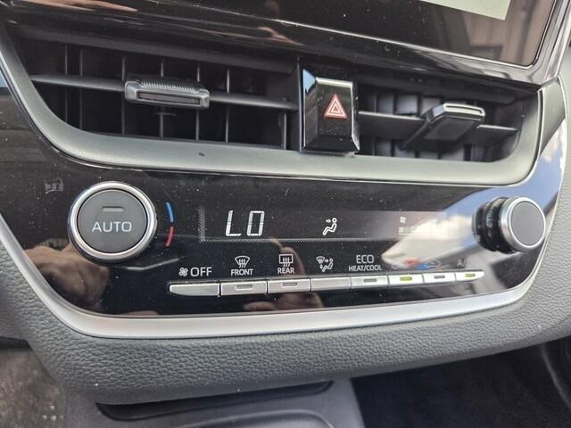 Toyota Corolla LE 2024