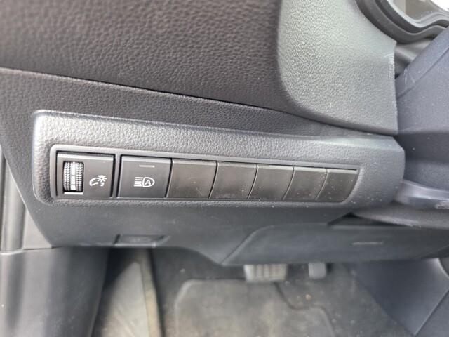 Toyota Corolla LE 2024