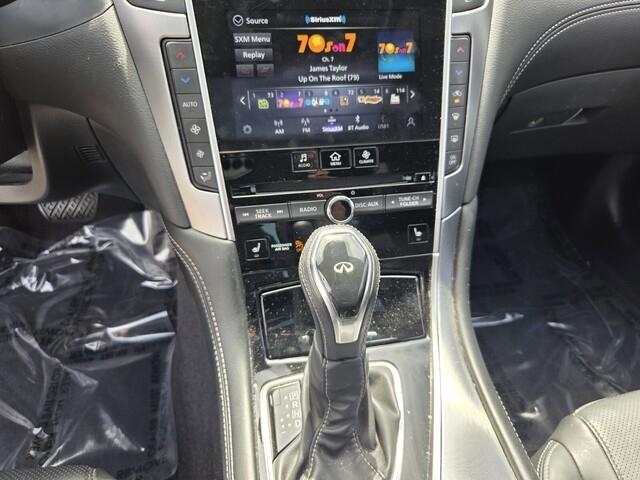 Infiniti Q60 3.0t LUXE 2020