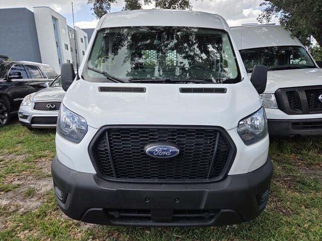 Ford Transit 250 2021