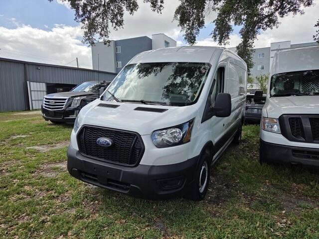 Ford Transit 250 2021