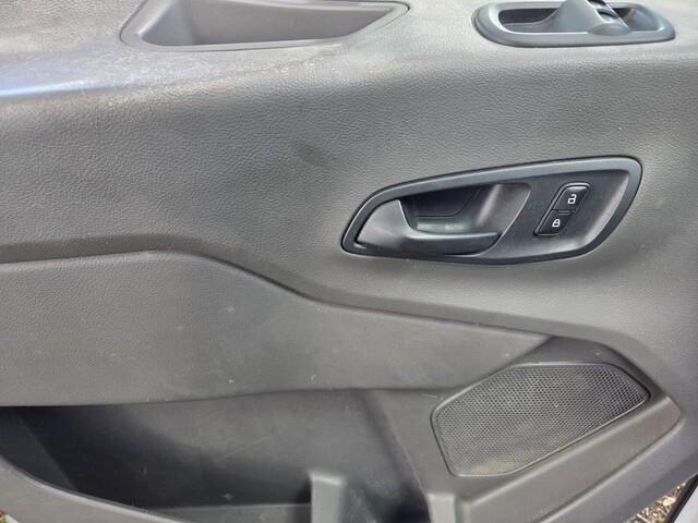 Ford Transit 250 2021