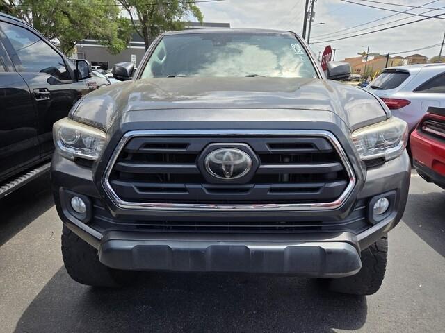 Toyota Tacoma  2018