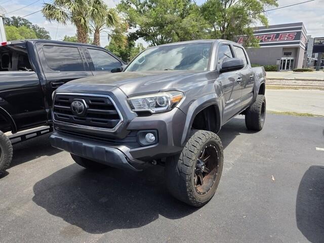 Toyota Tacoma  2018