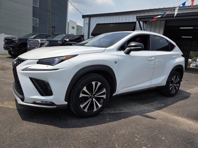 Lexus NX 300 F SPORT 2018
