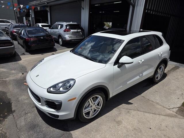 Porsche Cayenne  2017