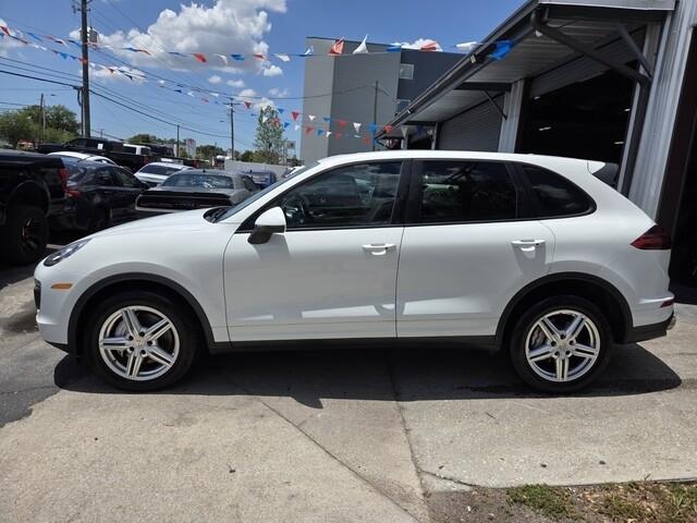 Porsche Cayenne  2017