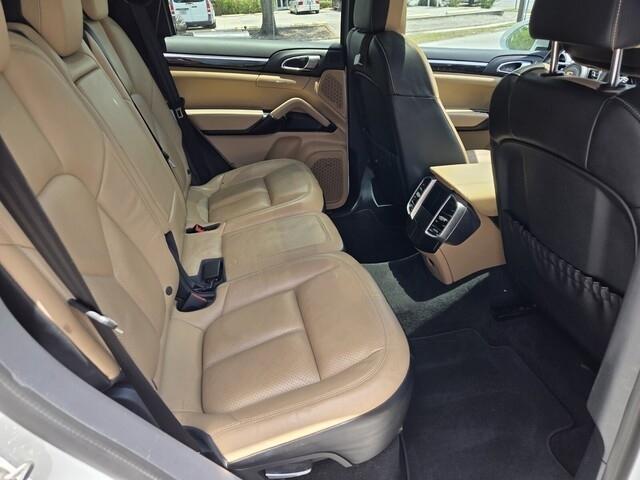 Porsche Cayenne  2017