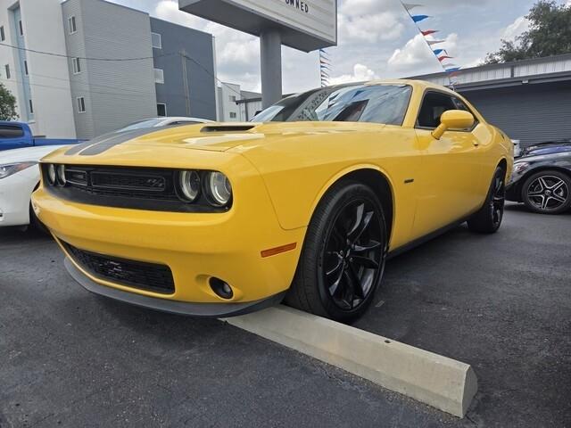 Dodge Challenger  2017