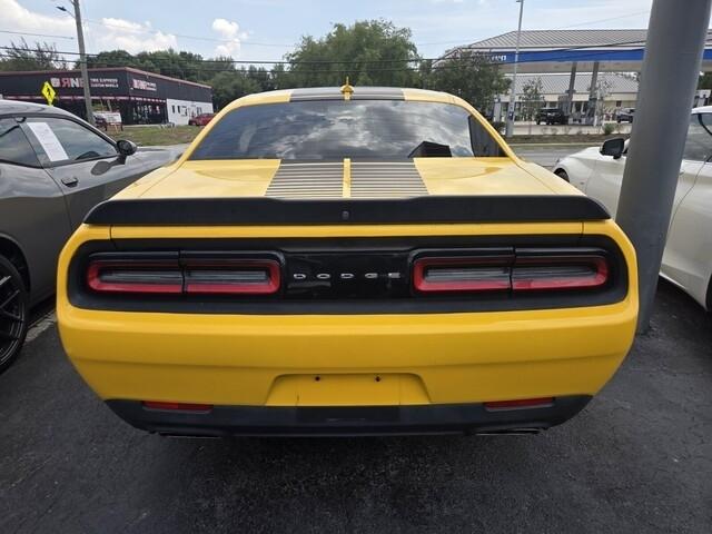 Dodge Challenger  2017