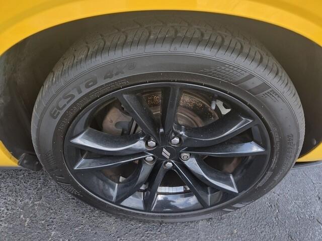 Dodge Challenger  2017