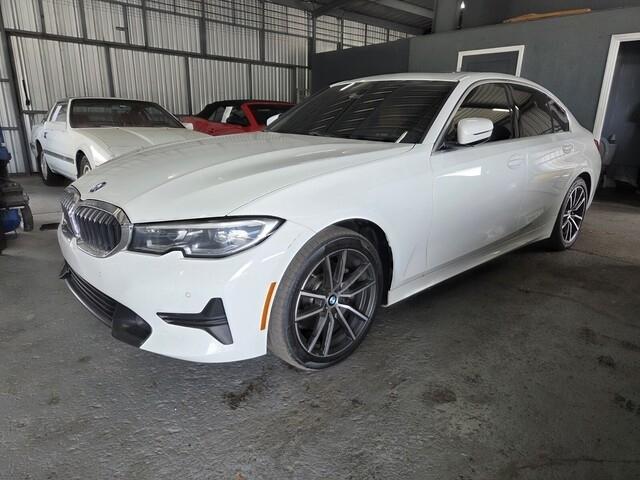 BMW 3-Series 330i 2021