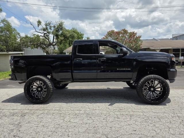 Chevrolet Silverado 1500  2017