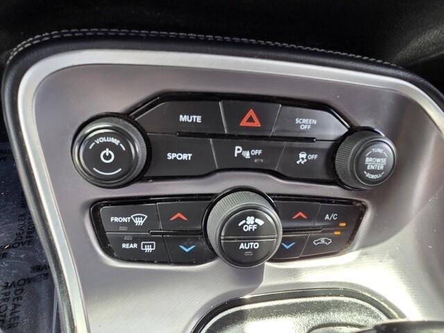 Dodge Challenger  2021