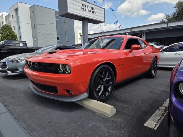 Dodge Challenger  2021