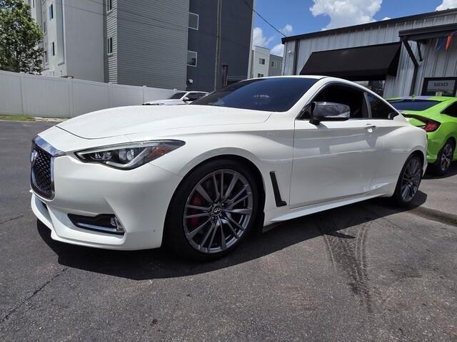 Infiniti Q60  2017