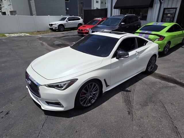 Infiniti Q60  2017
