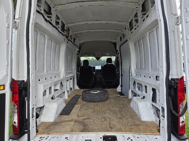 Ford Transit  2022