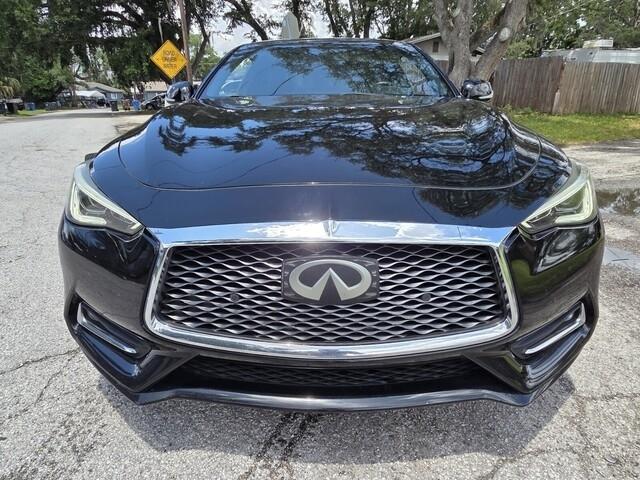 Infiniti Q60  2017
