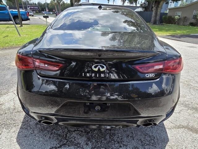 Infiniti Q60  2017