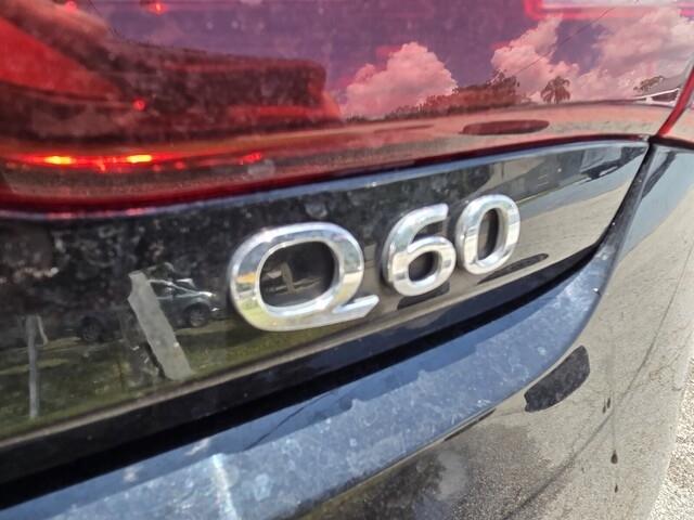 Infiniti Q60  2017