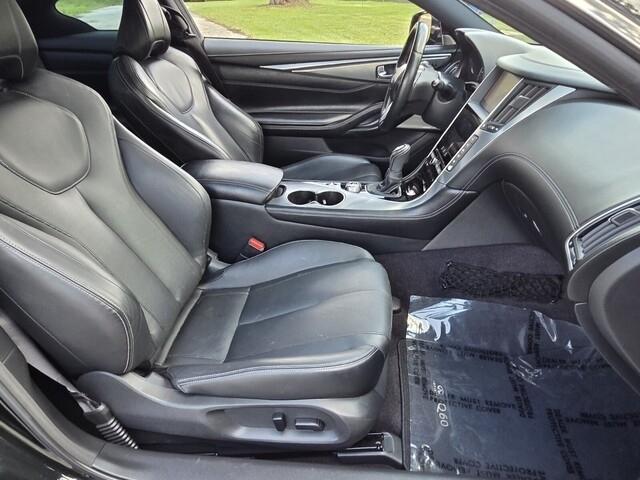 Infiniti Q60  2017