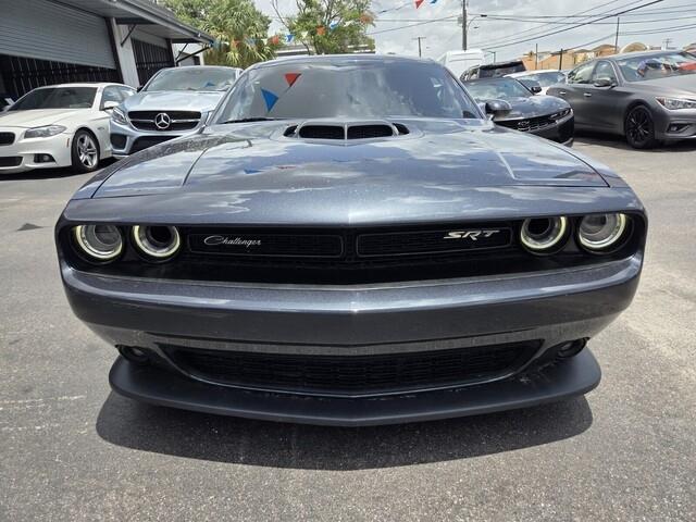 Dodge Challenger  2016