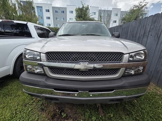 Chevrolet Silverado 1500 LS 2005