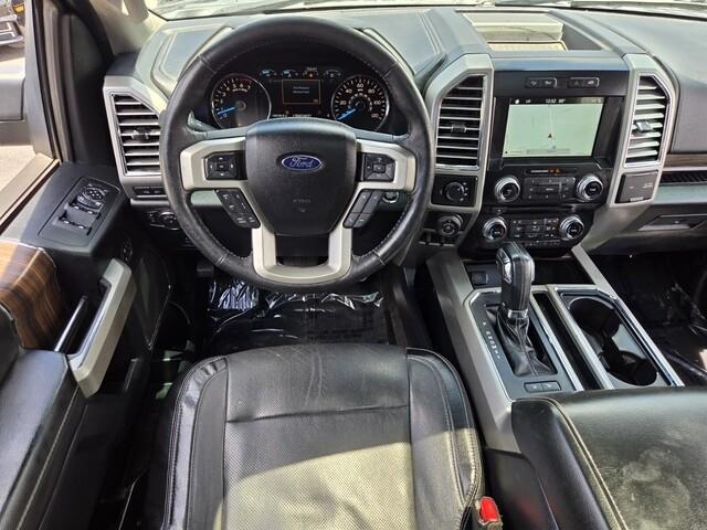 Ford F-150 Lariat 2016