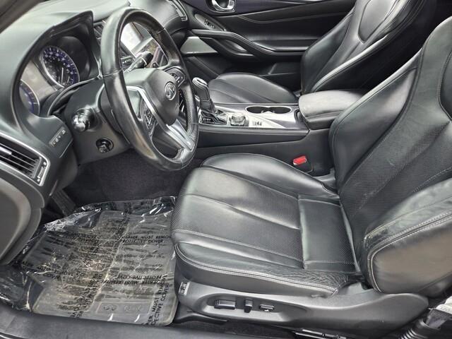 Infiniti Q60 Red Sport 400 2017
