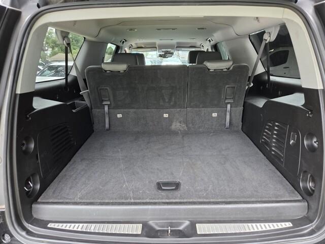 Chevrolet Suburban  2019