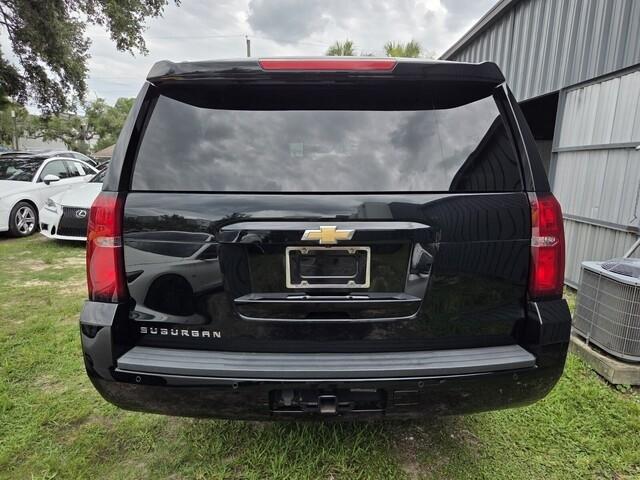 Chevrolet Suburban  2019