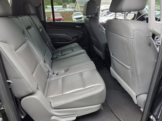 Chevrolet Suburban  2019