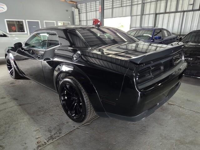 Dodge Challenger  2021