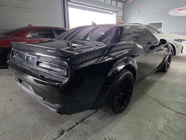 Dodge Challenger  2021