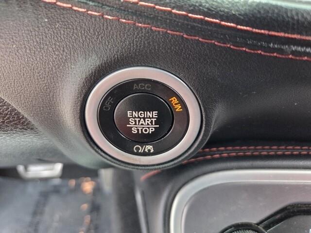 Dodge Challenger  2021